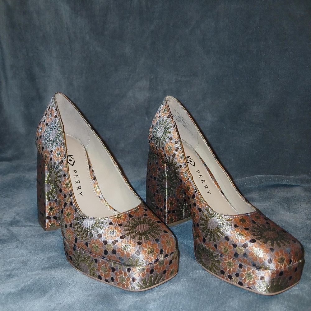 Katy Perry - The Uplift Pump 6